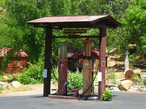 Gas Pumps at Kings Canyon Lodge